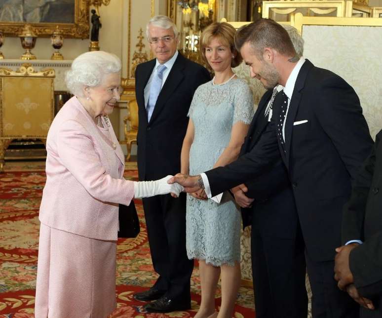 David Beckham conheceu Rainha Elizabeth II (Steve Parsons/WPA pool/Getty Images)