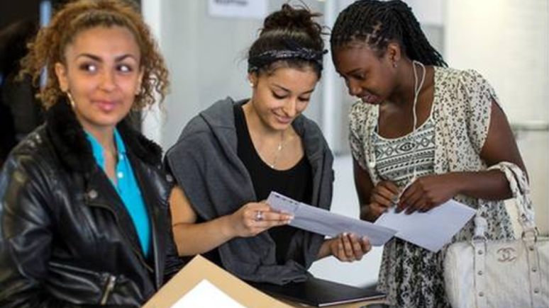 A adolescência pode ser uma época de enorme crescimento intelectual e intensa pressão acadêmica