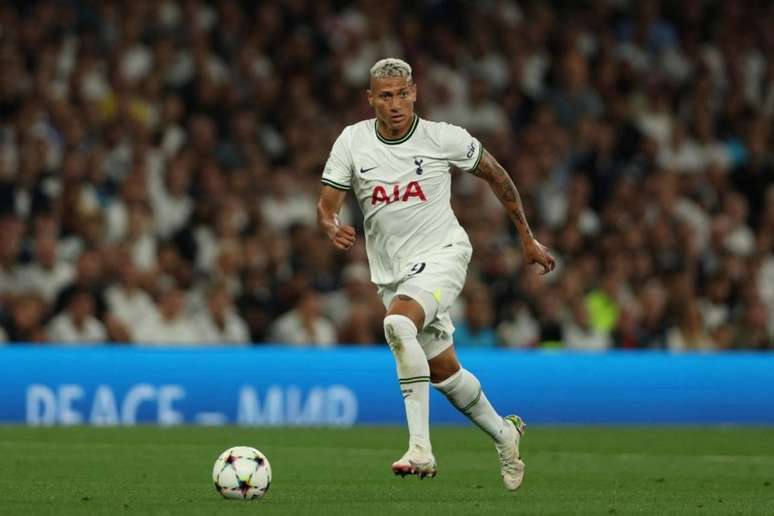 Richarlison foi contratado pelo Tottenham na última janela (Foto: ADRIAN DENNIS / AFP)