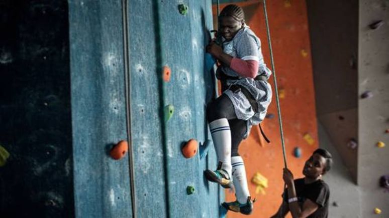 Os adolescentes gostam de correr riscos, o que também pode deixá-los abertos a experiências positivas