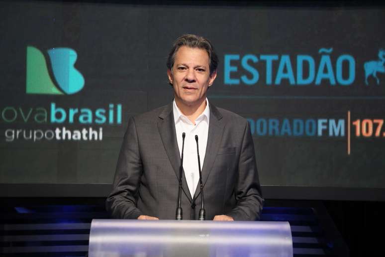 Fernando Haddad (PT) aparece na liderança das pesquisas para o governo de São Paulo