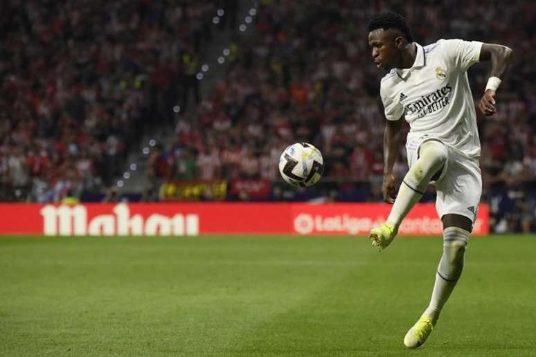 Vini Jr mandou recado após vitória no clássico madrilenho (Foto: OSCAR DEL POZO / AFP)