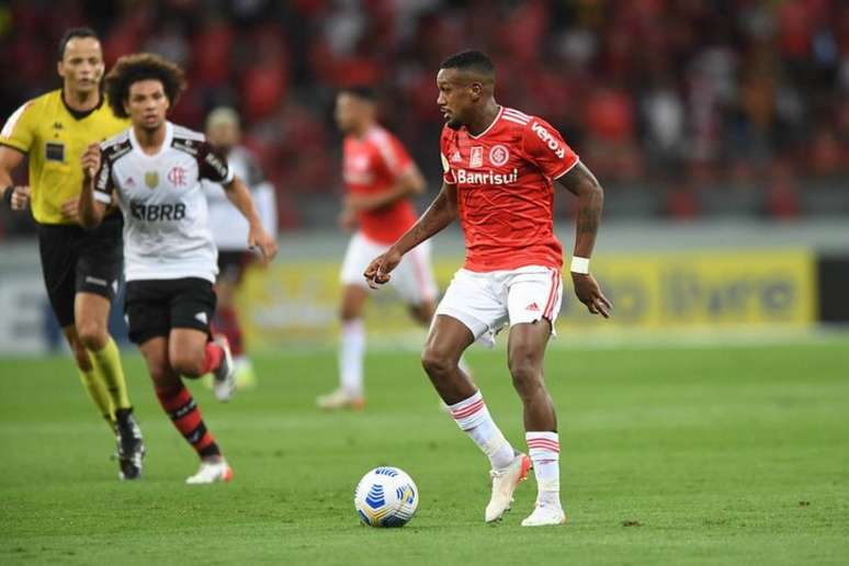 Camisa 8 tem conversas com Internacional para saída em 2023 - (Foto: Ricardo Duarte/SC Internacional)