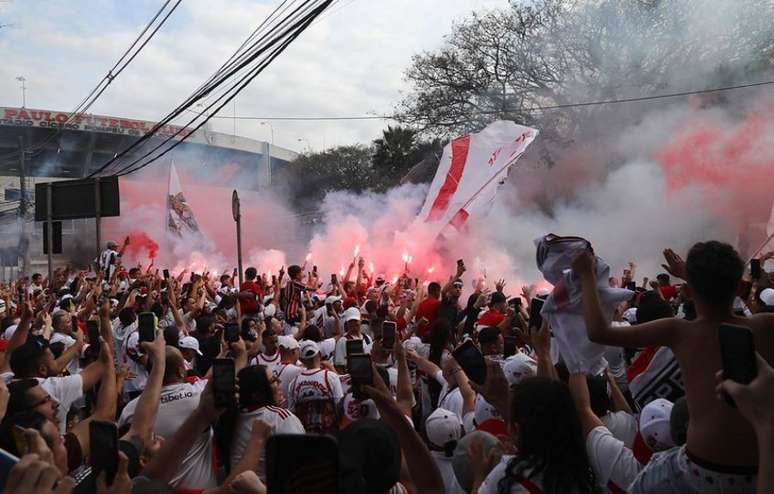 São Paulo terá que pagar R$ 500 em multa (Foto: Rubens Chiri/São Paulo FC)