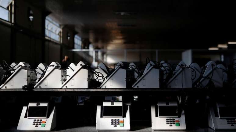 No primeiro turno desta eleição, a votação será em candidatos para cinco cargos