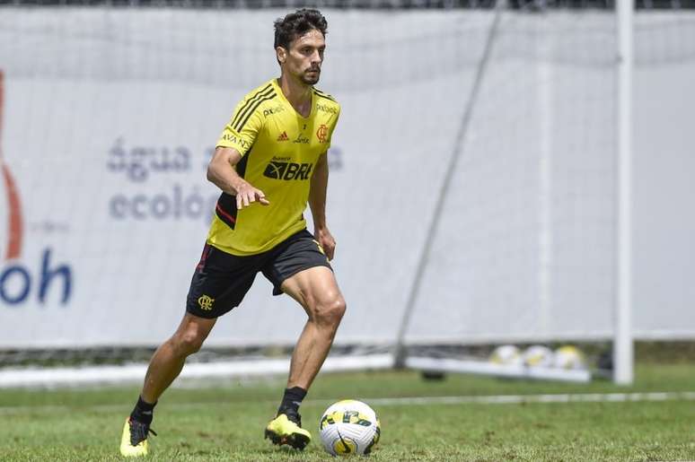 Rodrigo Caio não joga mais pelo Flamengo nessa temporada (Foto: Marcelo Cortes / Flamengo)