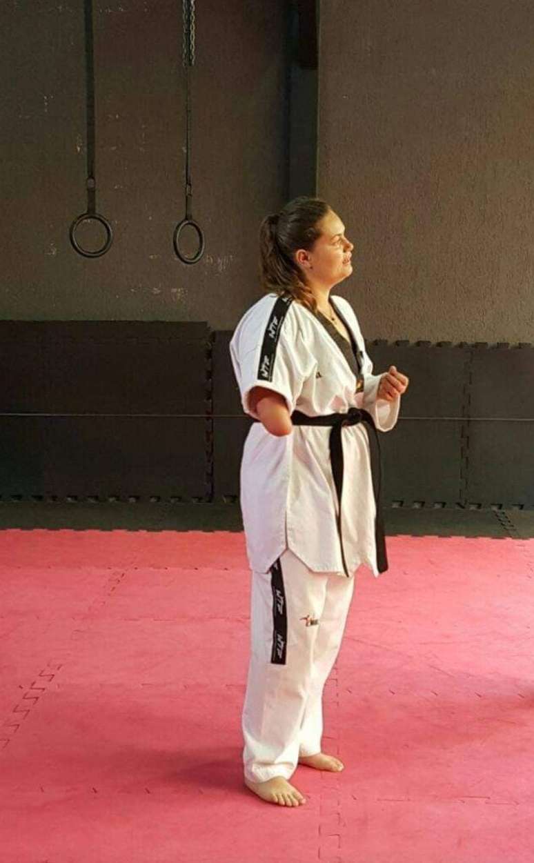 Débora quebrou recordes na modalidade, mas precisou optar por se dedicar ao esporte ou finalizar sua graduação