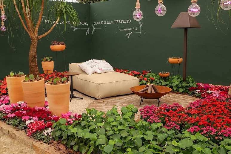 7. Cerca de 500 plantas foram usadas para criar esse ambiente. Foto: Juliana Lazarini