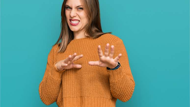 Saber de antemão quem não é a melhor escolha na paquera pode ser muito útil. Conheça quais signos são os mais difíceis de conquistar – Shutterstock