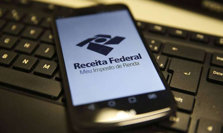 Desatualização da tabela do IR prejudica os trabalhadores de menor renda