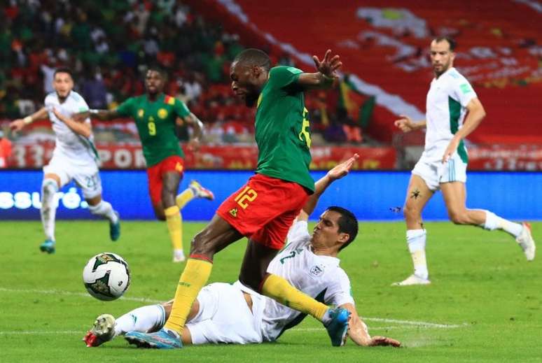 Em jogo de seis gols, Camarões e Sérvia empatam pelo grupo do