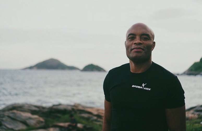 Anderson Silva revelou qual foi o único problema que teve com Dana White no UFC (Foto: Reprodução)