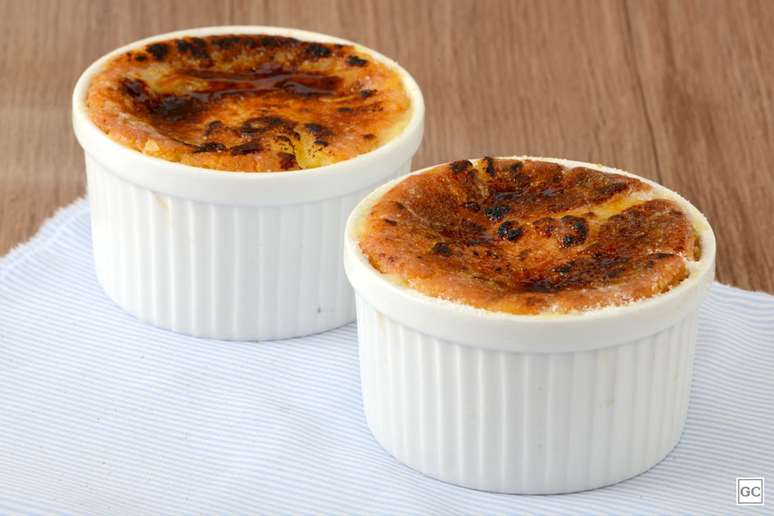 O Crème brûlée é um dos mais queridos pratos franceses – Foto: Guia da Cozinha