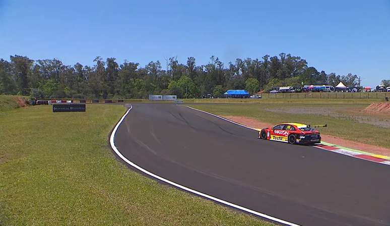 Sergio Jimenez se enroscou com Khodair e ficou na pista em Santa Cruz do Sul 