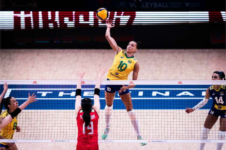 Brasil Aposta Na Capit Gabi Para Conquistar O In Dito T Tulo No Mundial Feminino De V Lei