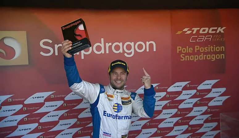 É a primeira pole de Maurício na temporada 2022 da Stock Car 