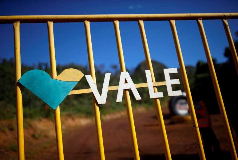 Logo da Vale em unidade da empresa em Brumadinho