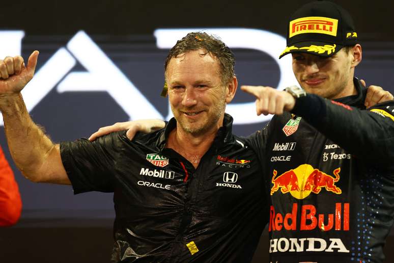 Christian Horner defendeu Michael Masi pelo desfecho da temporada 2021 