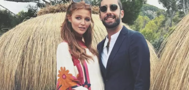 Cintia Dicker e Pedro Scooby postam fotos em casamento na Espanha