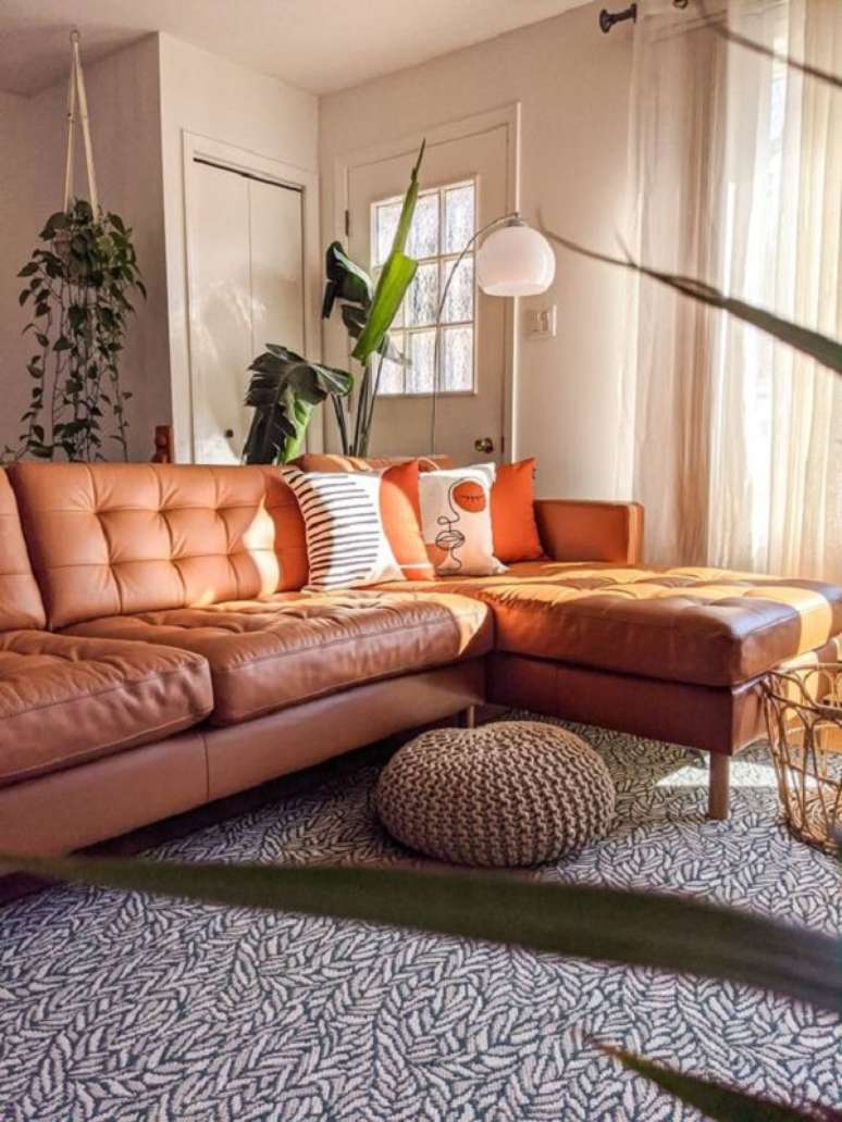79. Sofá de couro para decoração escandinava – Foto Ikea