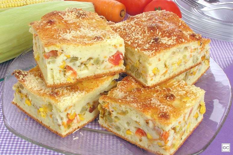 Uma das receitas para marmitas mais saborosas: torta de legumes de liquidificador – Foto: Guia da Cozinha