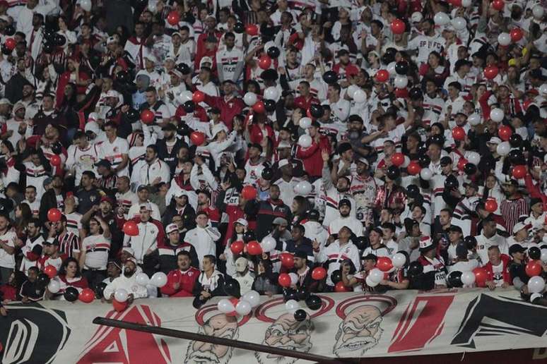 Tricolores lotam as arquibancadas do Morumbi no último domingo, contra o Avaí (Foto: Rubens Chiri/São Paulo FC)