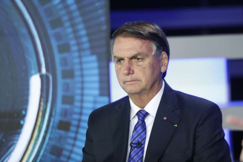 If he becomes ineligible, Bolsonaro will avoid launching an ally for 2026, the paper says