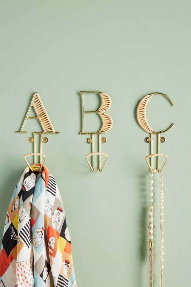 9. Gancho para pendurar acess&oacute;rios no closet &ndash; Foto Decor Facil