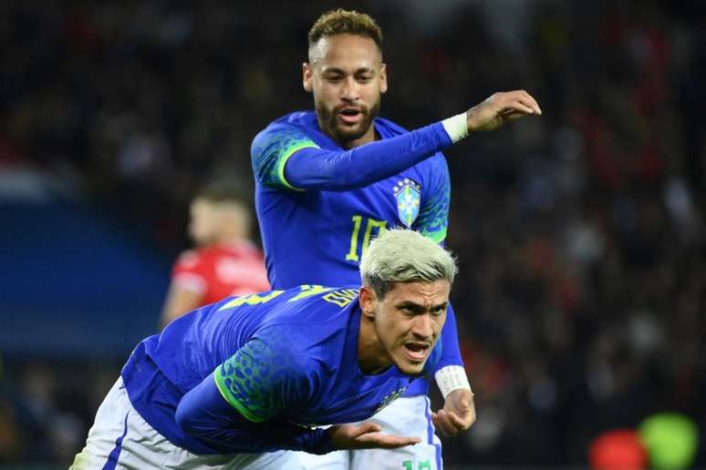 Pedro fechou a goleada do Brasil sobre a Tunísia nesta terça-feira (Foto: Franck Fife/AFP)