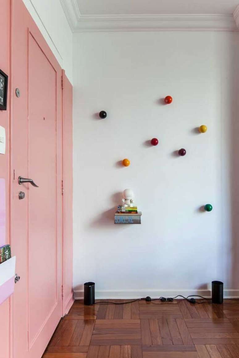 41. Quarto com conjunto de gancho para pendurar acess&oacute;rios &ndash; Foto Decor Facil