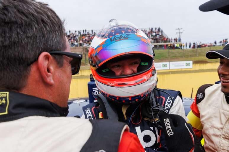 Barrichello venceu pela terceira vez na temporada 2022 da Stock Car 