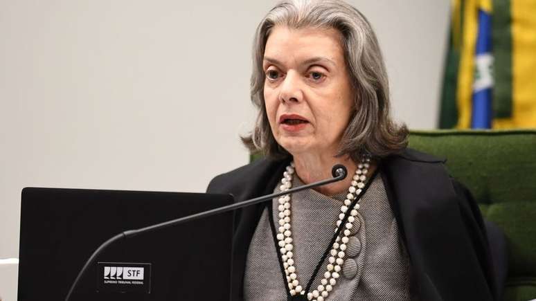 A ministra C&aacute;rmen L&uacute;cia decretou sigilo em investiga&ccedil;&atilde;o sobre o presidente