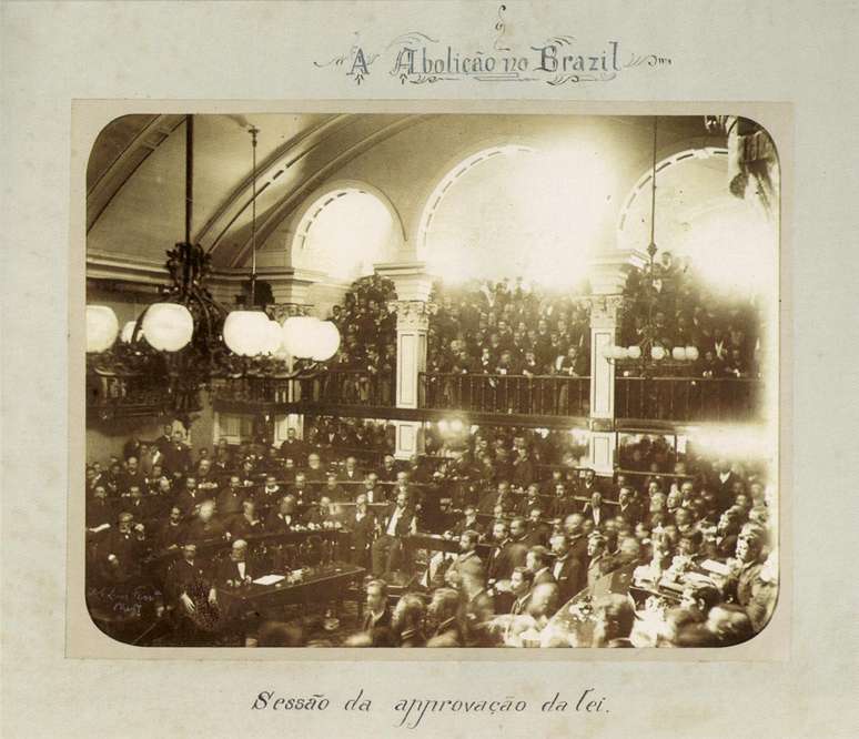 Sessão do Senado brasileiro que aprovou a abolição da escravatura, em 17 de maio de 1888