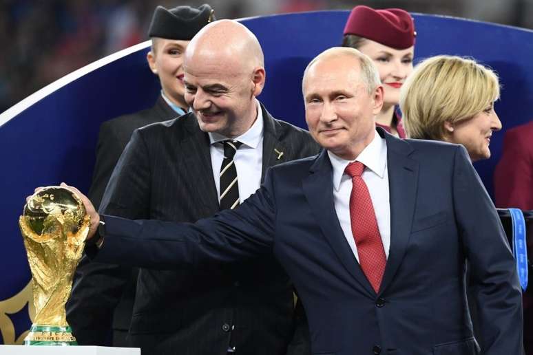 Putin convocou ex-jogador da Rússia para ofensiva contra a Ucrânia (Foto: JEWEL SAMAD / AFP)