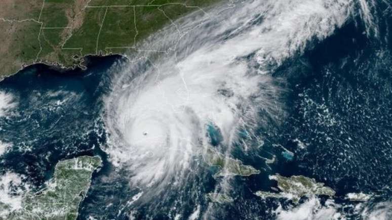 Imagem de satélite do furacão depois de passar por Cuba