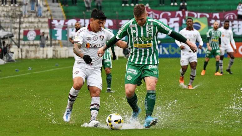 Jogo do primeiro turno ficou marcado pelas más condições de jogo (MAILSON SANTANA/FLUMINENSE FC)