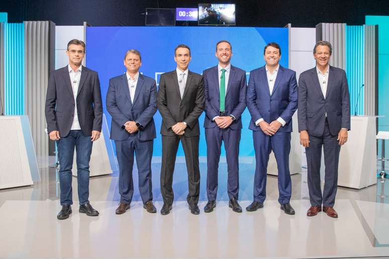 Rodrigo Garcia (PSDB), Tarcísio de Freitas (Republicanos), Vinicius Poit (NOVO), Elvis Cezar (PDT) e Fernando Haddad (PT) participaram de debate ao governo de SP na TV Globo 