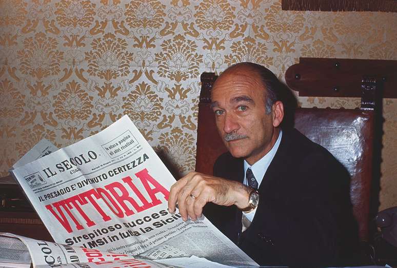 Giorgio Almirante foi o fundador do Movimento Social Italiano, o primeiro partido p&oacute;s-fascista da It&aacute;lia