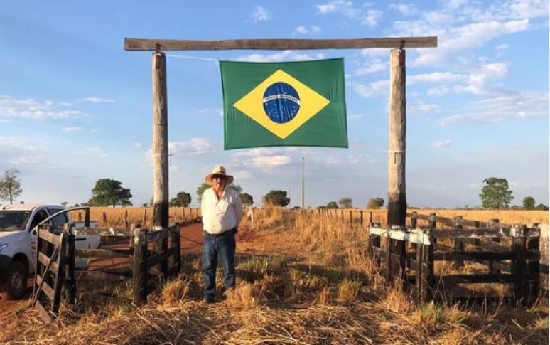 Nelore Cyro já fez manifestações políticas a favor de Jair Bolsonaro (PL) nas redes sociais de sua fazenda