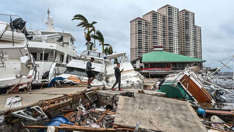 Nas marinas de Fort Myers o prejuízo causado foi imenso