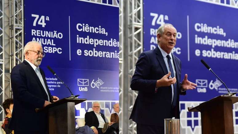 Lula (à esquerda) e Ciro (à direita) participaram do Encontro Anual da SBPC em 2022