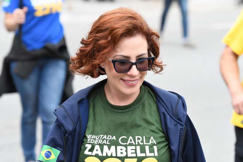 Carla Zambelli durante ato de campanha de Jair Bolsonaro