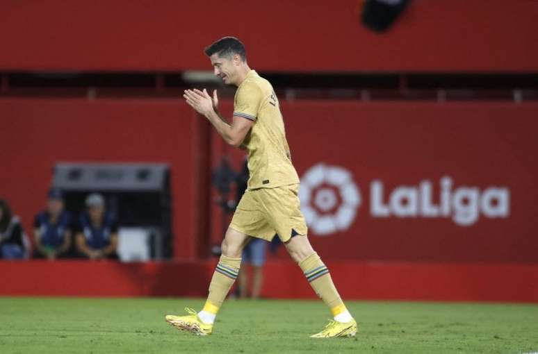 Lewandowski marcou o gol da vitória do Barça (Foto: JAIME REINA / AFP)