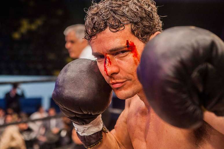 Em '10 Segundos Para Vencer', Daniel Oliveira interpreta Eder Jofre