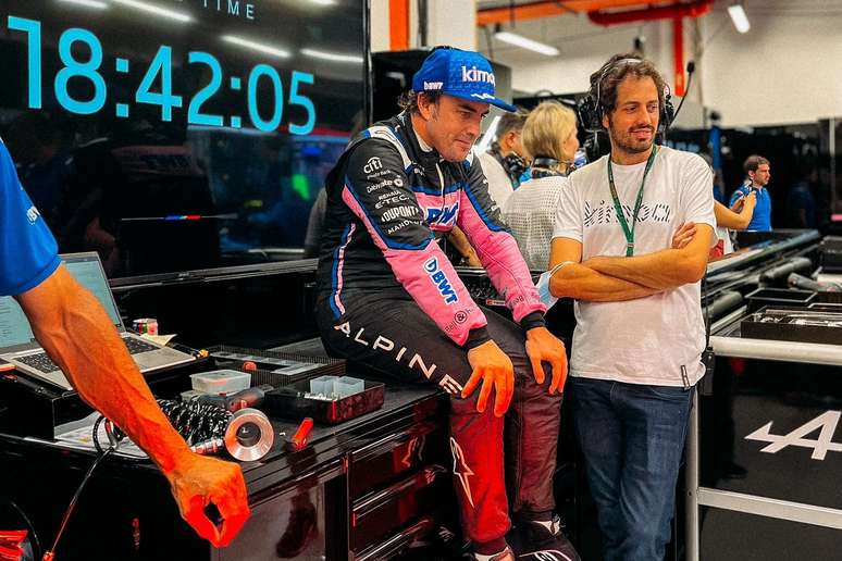 Fernando Alonso é o piloto com mais corridas na história da F1 