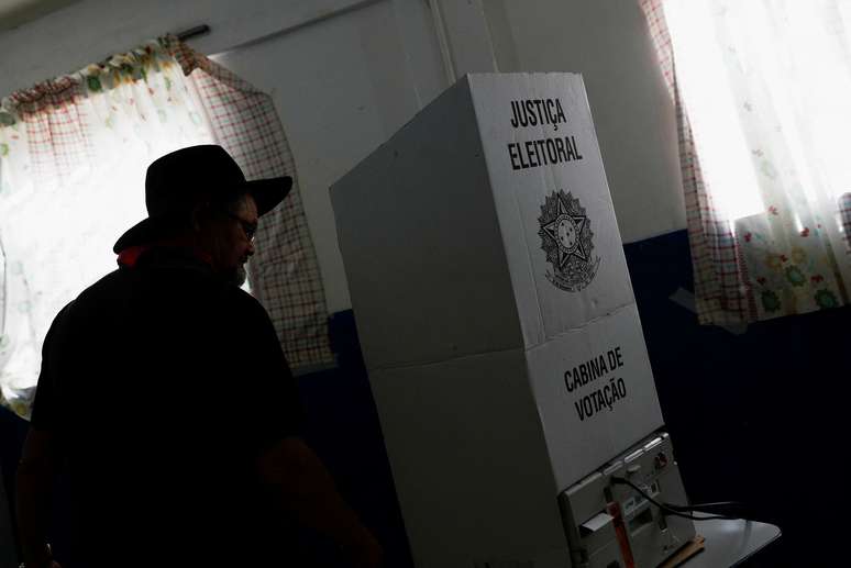 As eleições ocorreram entre 8h e 17h (horário de Brasília).