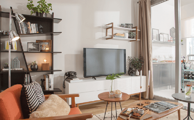 7. Escolha molduras que complementam o espa&ccedil;o. Fonte &ndash; Tok&Stok