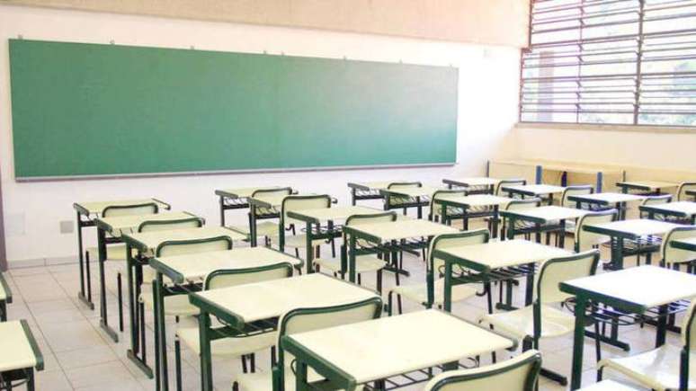 Relatórios da OCDE mostram que o País deixou as escolas fechadas por mais tempo