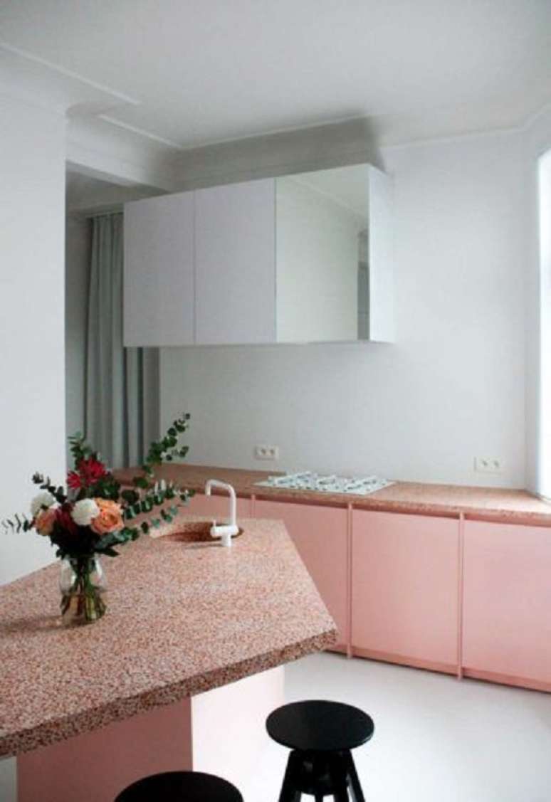 36. Decora&ccedil;&atilde;o de ambientes para cozinha moderna com arm&aacute;rio pequeno de parede &ndash; Foto Casa de Valentina