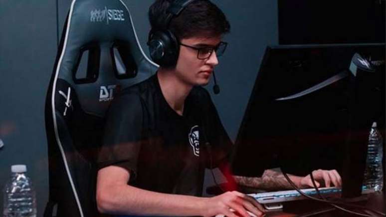 Campeonato tá pegando fogo (Foto: Rainbow Six Brasil)